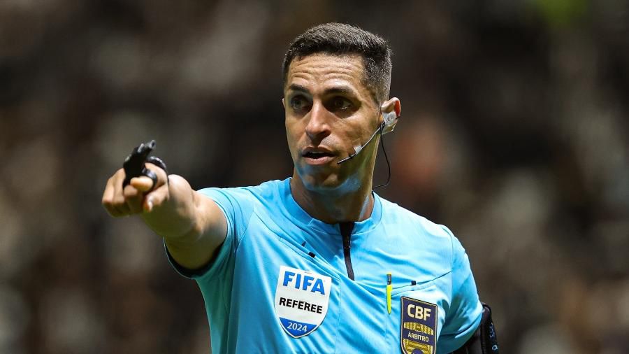 Rodrigo Pereira, árbitro Fifa, vai apitar Náutico x Maguary